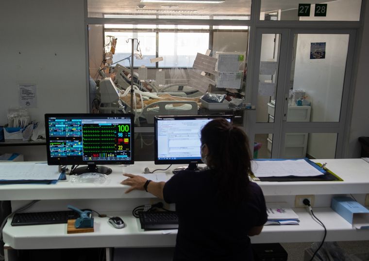 San Rafael cuestionó las cifras de muertos por covid del Gobierno provincial. Foto: Telam