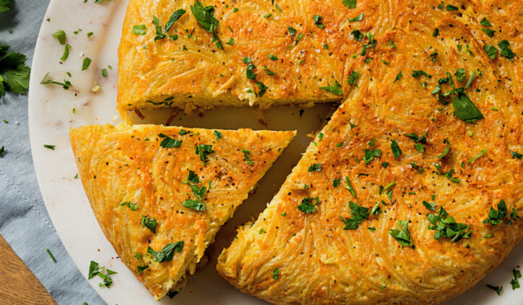 Una deliciosa tortilla de fideos para almorzar o cenar ¡nos encanta!