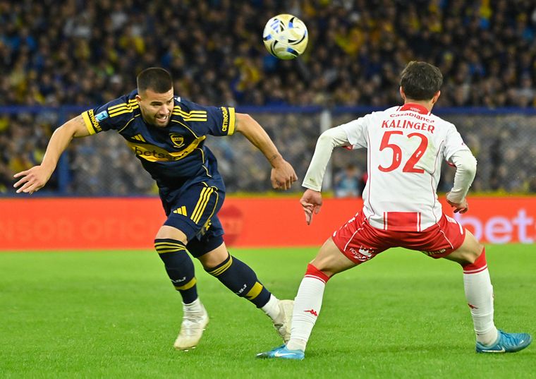 Boca juega los octavos de final contra Huracán en la Bombonera.