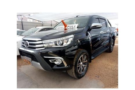 El usado del día: inmaculada Toyota Hilux 2016
