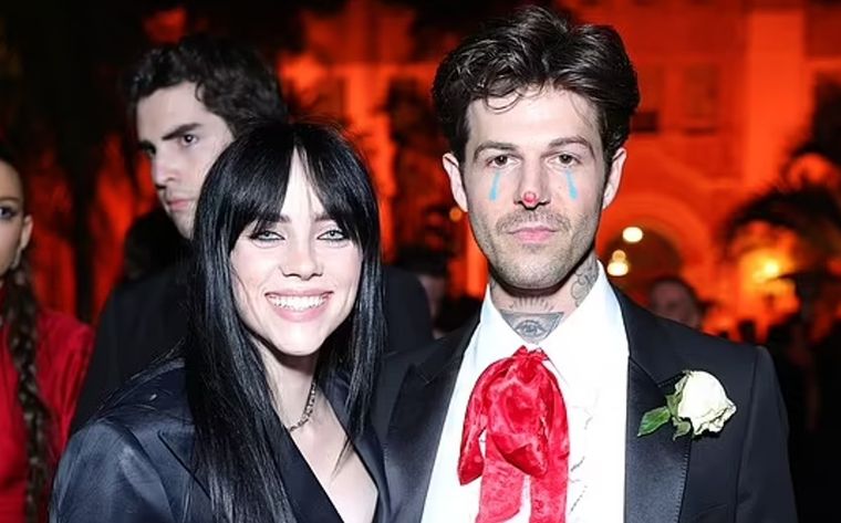 Foto: https://www.milenio.com/espectaculos/famosos/billie-eilish-jesse-rutherford-terminan-relacion
