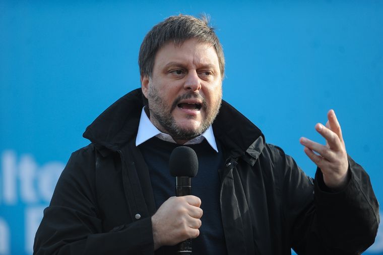 Leandro Santoro cerró su campaña en el Gran Rex. Foto: Télam