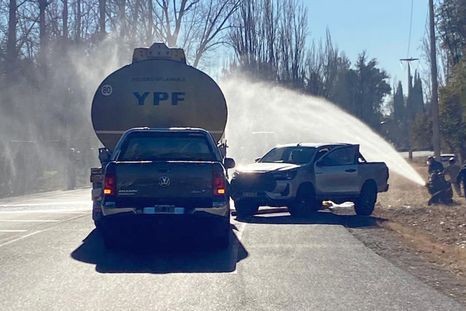 Simulacro de accidente vial grave con carga peligrosa. Simulacro de accidente vial grave con carga peligrosa.