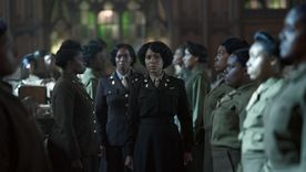 NETFLIX. Seis triple ocho NETFLIX. Seis triple ocho