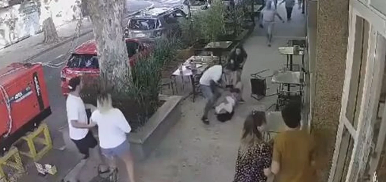 Fue arrastrada por la piso para sacarle el celular  Foto: NA