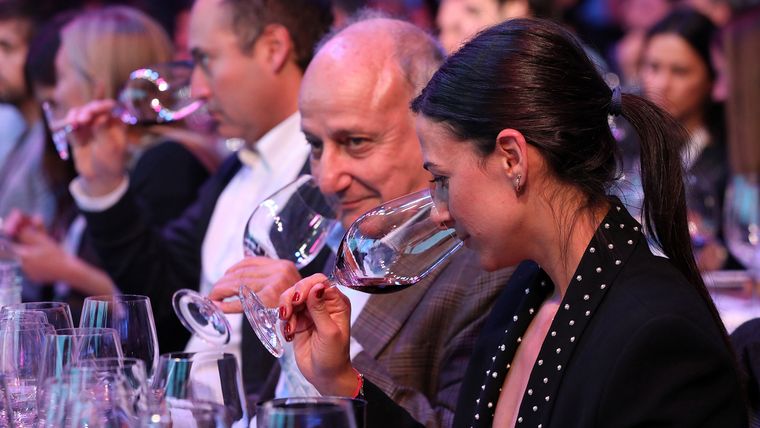 Roberto y Euge: los Luka, padre e hija en plean degustación. Roberto y Euge: los Luka, padre e hija en plean degustación.