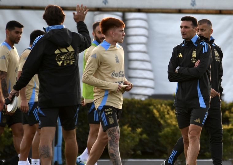 El DT palpitó el duelo ante los trasandinos. Foto: Fotobaires