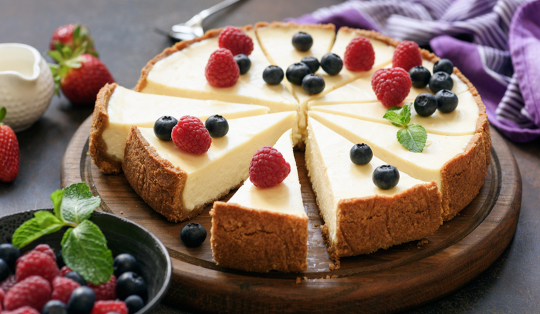 Cómo hacer un pastel de queso irresistible: receta paso a paso Foto: Shutterstock