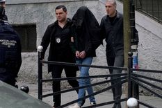 El homicida de Belgrado siendo detenido por la policía turca y que habría inspirado a quien hizo las amenazas de bomba de este martes. (Foto: AFP) Foto: Afp.