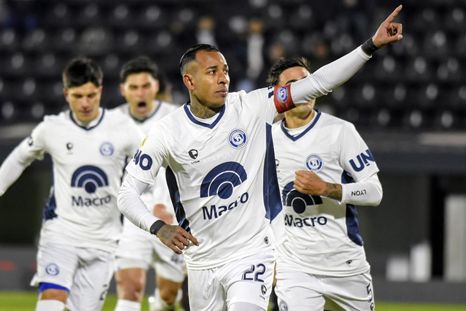 Independiente Rivadavia arrancó con todo en el segundo semestre. Independiente Rivadavia arrancó con todo en el segundo semestre.