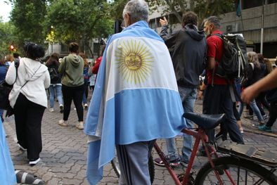 MDZol | Las últimas medidas económicas, la renuncia de Guzmán y el aumento de precios impactan en todos los sectores sociales. Foto: Maximiliano Ríos/MDZ