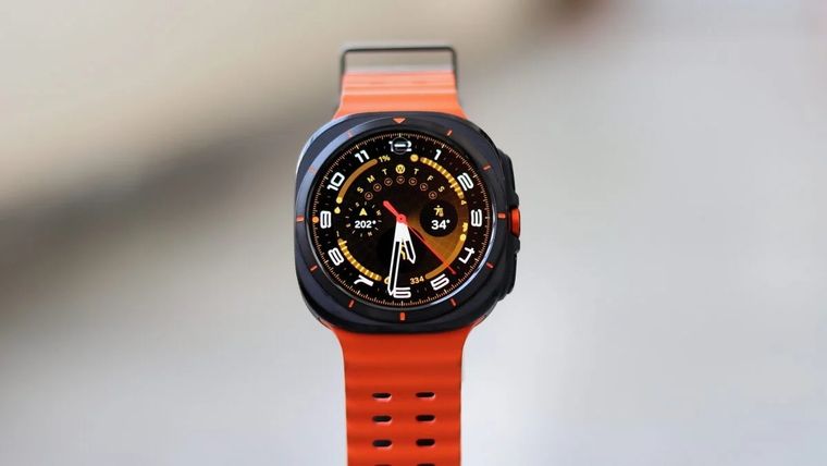 El Samsung Galaxy Watch Ultra 2 podría llegar como un smartwatch con conectividad avanzada. El Samsung Galaxy Watch Ultra 2 podría llegar como un smartwatch con conectividad avanzada.