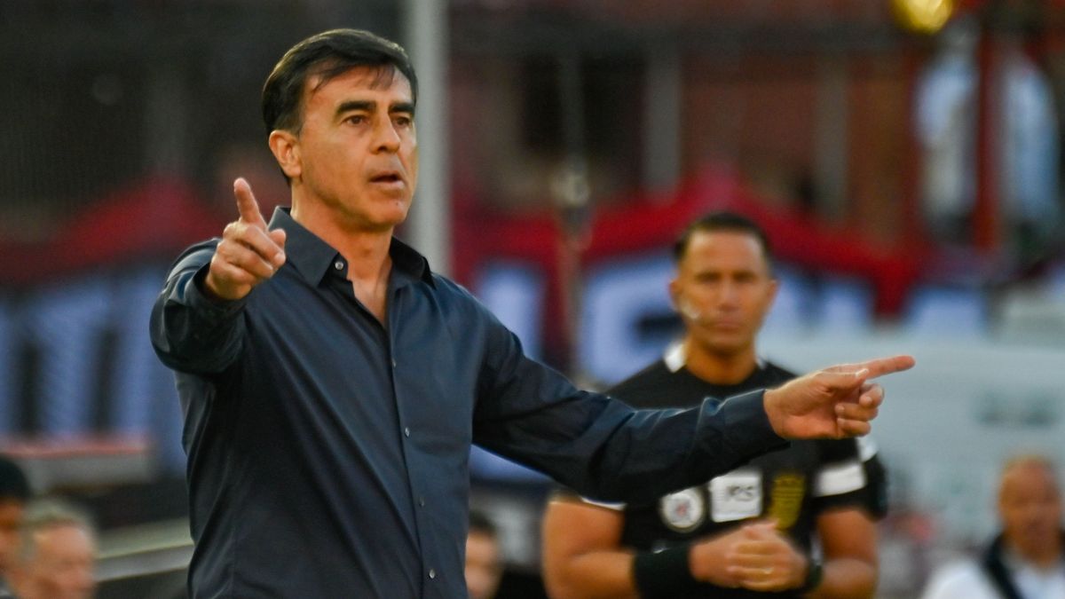 La honestidad brutal de Gustavo Quinteros tras el triunfo en el clásico ante Racing