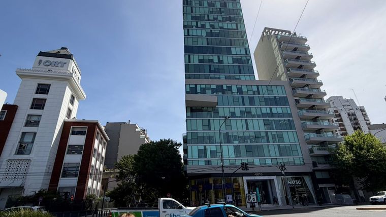 El hecho ocurrió en la avenida del Libertador, casi esquina Quesada, frente a la sede Belgrano de la Escuela ORT.&nbsp;