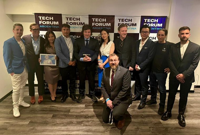 El presidente Javier Milei habría conocido a Julian Peh en el Tech Forum Argentina. Foto: Prensa Presidencia