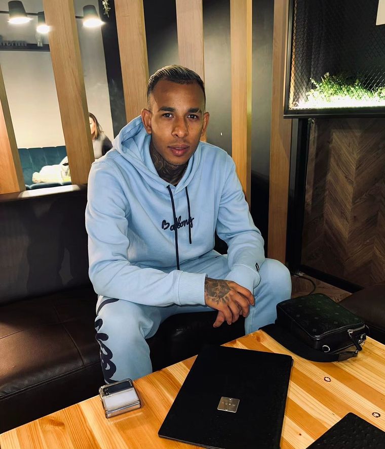 Sebastián Villa tendrá su primera práctica esta tarde. Foto: Instagram Sebastián Villa