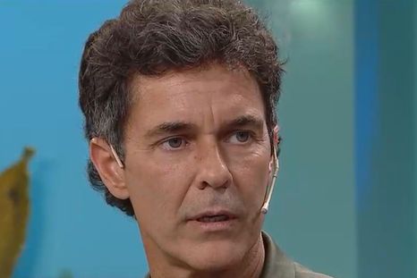 El actor le contó a la diva de El Trece el duro momento que paso en su infancia. Foto: Captura de pantalla/ eltrece El actor le contó a la diva de El Trece el duro momento que paso en su infancia. Foto: Captura de pantalla/ eltrece