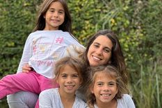 el particular emprendimiento de las hijas de cinthia fernandez: necesitamos platita