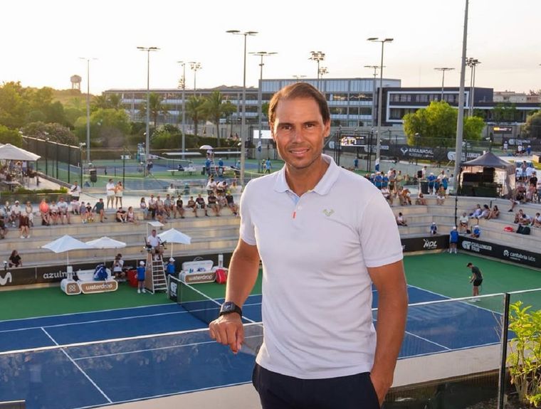 Rafael Nadal utilizó sus redes sociales para negar cualquier participación en el proceso electoral del Real Madrid. Rafael Nadal utilizó sus redes sociales para negar cualquier participación en el proceso electoral del Real Madrid.
