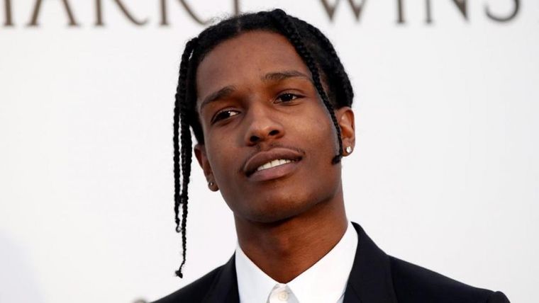 A$AP Rocky es el padre del bebé que espera Rihanna.