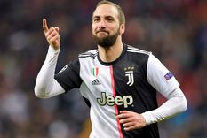 icardi e higuain anotaron en la ultima jornada de champions del ano