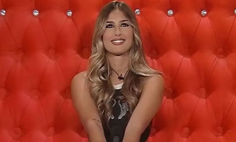 Julieta Poggio tuvo un acto asqueroso en la casa de Gran Hermano El video se viralizó en las redes sociales y generó indignación Foto: Captura TV