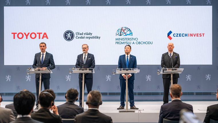 Toyota fabricará su primer auto eléctrico en Europa