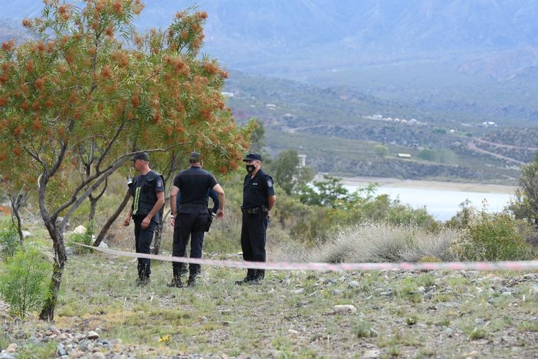 El trabajo de la Policía en la mañana siguiente en la zona del hecho. Foto: ALF PONCE MERCADO/ MDZ