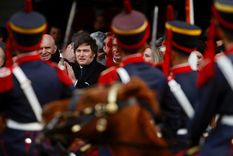 Javier Milei designó a un militar como ministro de Defensa, algo que no ocurría desde hace más de cuatro décadas. Javier Milei designó a un militar como ministro de Defensa, algo que no ocurría desde hace más de cuatro décadas.