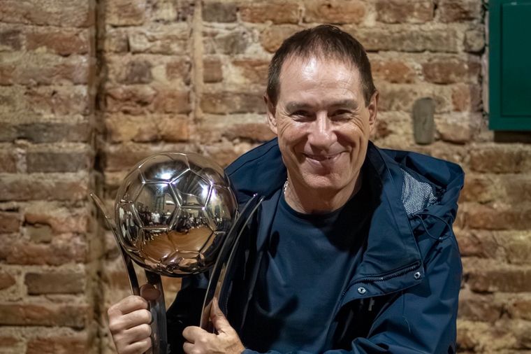 Ariel Holan habló sobre la polémica consagración de Central.