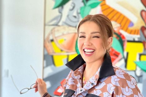 Thalia presentó en Instagram los nuevos zapatos de Thalia Sodi Collection. Foto: Instagram