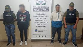 Los dos detenidos por la venta de droga. Foto: Gendarmería