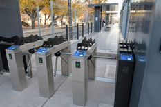 Desde la aplicación de paradores inteligentes en estaciones de Metrotranvía se redujo la cantidad de colados.&nbsp;