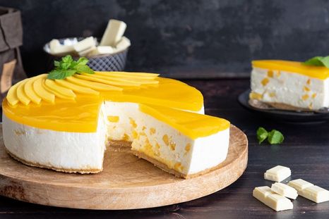 Tarta de chocolate blanco Tarta de chocolate blanco, una opción muy deliciosa. Foto: Nestlé Cocina (nestle.es)