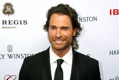 Sebastián Rulli publicó imágenes con Santiago, su hijo adolescente.