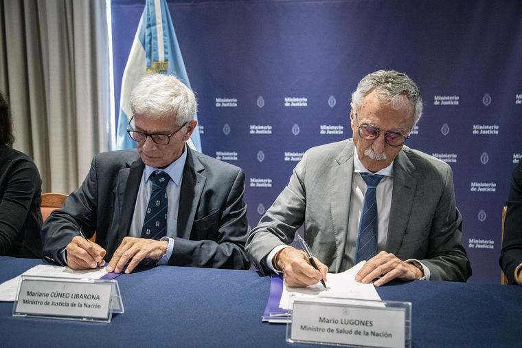 Los argentinos podrán saber qué profesionales tienen su matrícula inhabilitada tras un convenio entre el Ministerio de Salud y el de Justicia. Foto: Ministerio de Salud