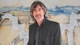 Adrián Lirman es un artista argentino reconocido aquí y en el exterior y con una larga carrera como docente en el arte visual. Adrián Lirman es un artista argentino reconocido aquí y en el exterior y con una larga carrera como docente en el arte visual.