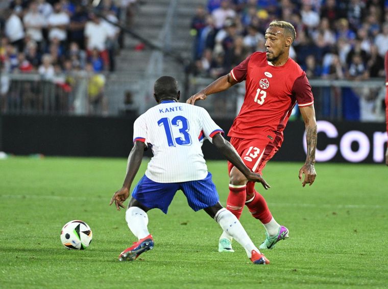 Canadá empató ante Francia como visitante.. Foto: EFE