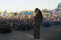 alika, dancing mood, igualitos y volantines: multitud en el le parc