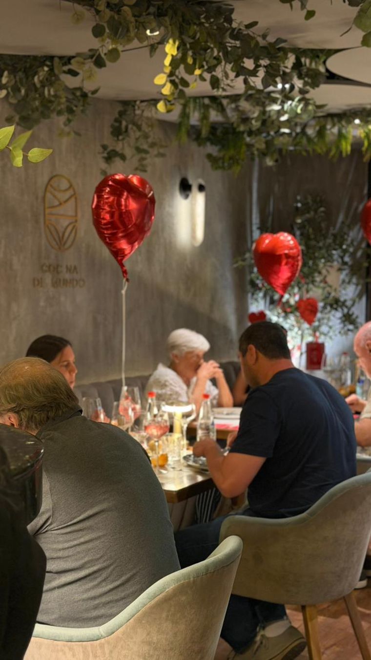 La deco conmemoró el amor reinante. La deco conmemoró el amor reinante.