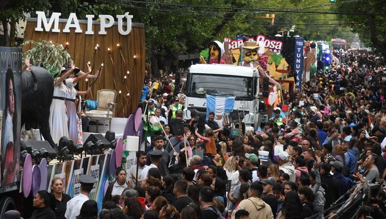 La calle Las Heras fue la más concurrida por el público. Foto: Marcos Garcia/MDZ