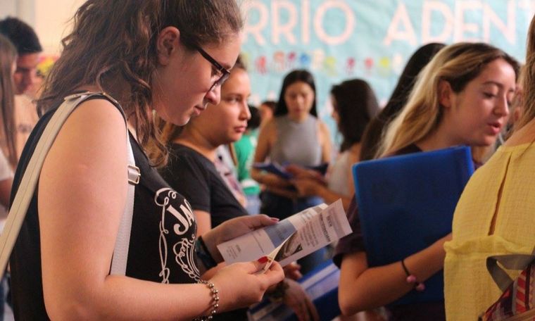 Las becas Manuel Belgrano de Anses. Las becas Manuel Belgrano de Anses.