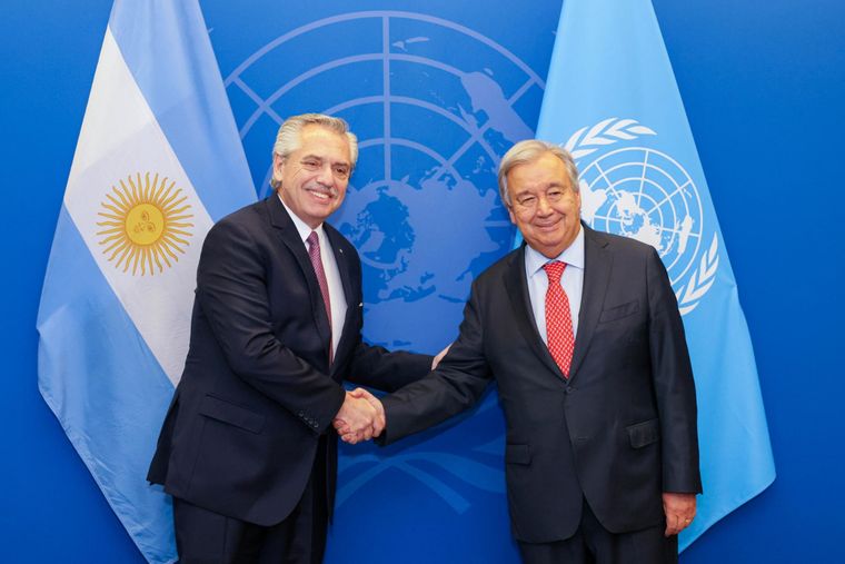 Alberto Fernández junto al secretario general de la ONU, Antonio Guterres Foto: EFE