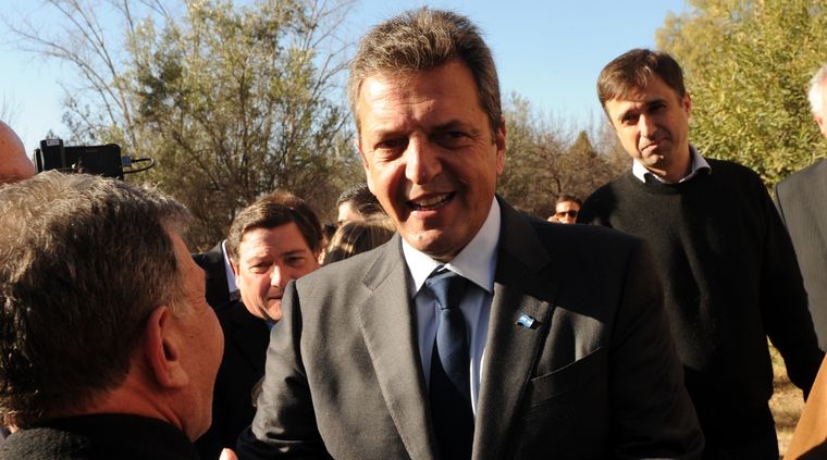 Sergio Massa y el dólar: el nerviosismo vuelve esta semana. Foto: ALF PONCE MERCADO / MDZ