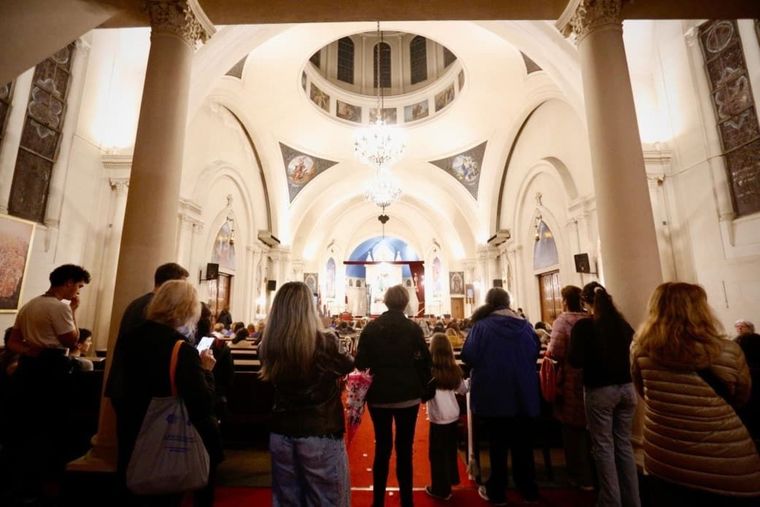 La Noche de los Templos buscaba reforzar la convivencia y el respeto entre tradiciones.