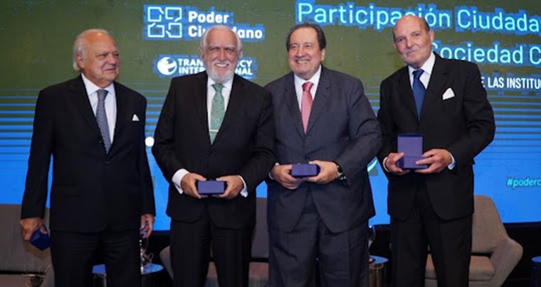 Guillermo Ledesma, Ricardo Gil Lavedra, León Arslanian y Jorge Valerga Aráoz.