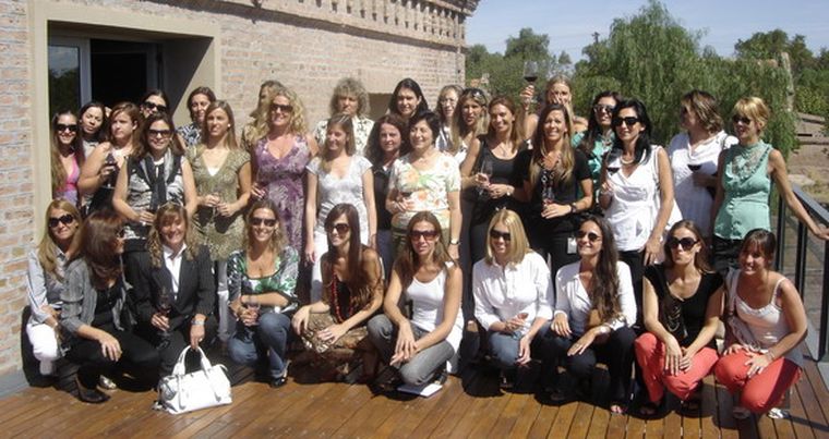 Empresarias, periodistas, ejecutivas y amigas disfrutaron el almuerzo en Trapiche Tributo. Foto: MDZ