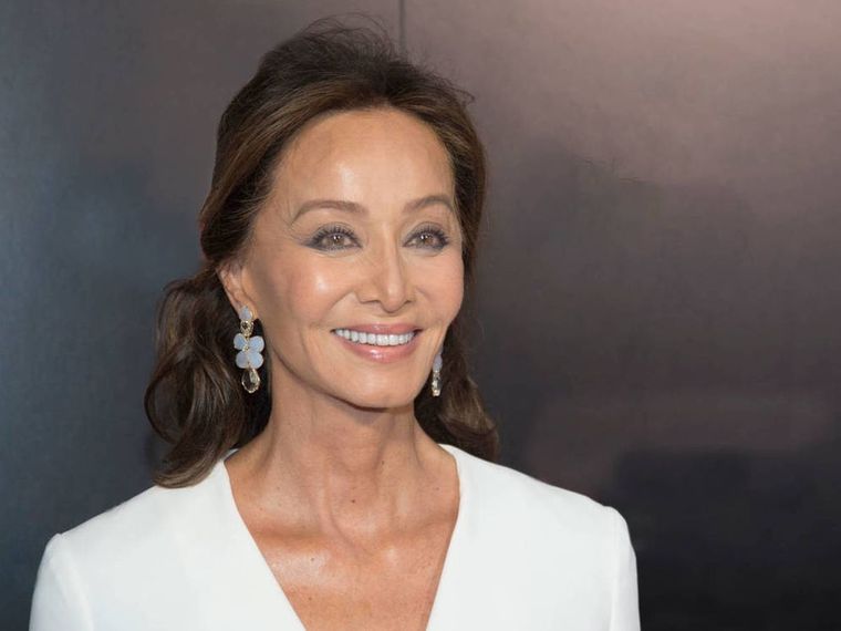 Isabel Preysler aún no sabe si pasará Navidad con todos sus hijos como está acostumbrada a hacer.