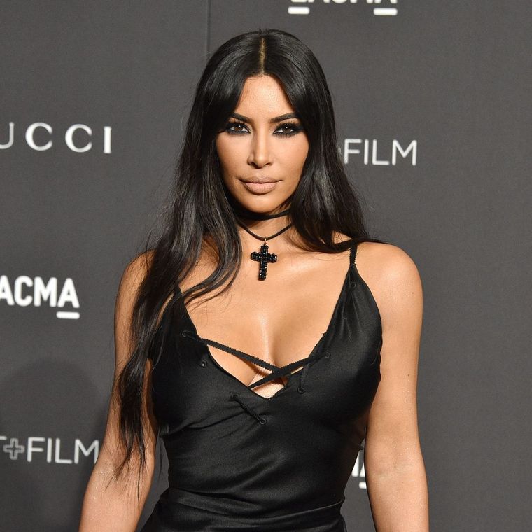 Kim Kardashian dejó con la boca abiertas a todos al lucir uno de los bolsos más caros del mundo.