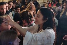 A Leda Bergonzi se le atribuyen dones sanadores. Este sábado a las 12 realizará una de sus misas sanadoras en el Santuario de Nuestra Señora de Lourdes en Santos Lugares. Foto: IG @leda_bergonzi